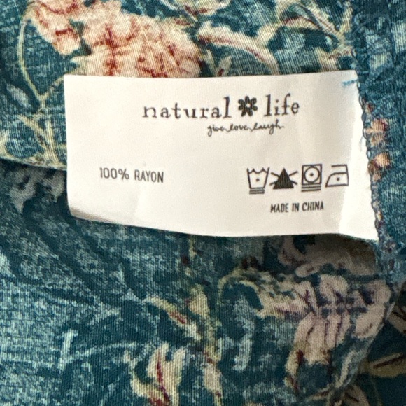 Natural Life teal floral loose fit v-neck blouse Boho Hippie Festival - Picture 6 of 6